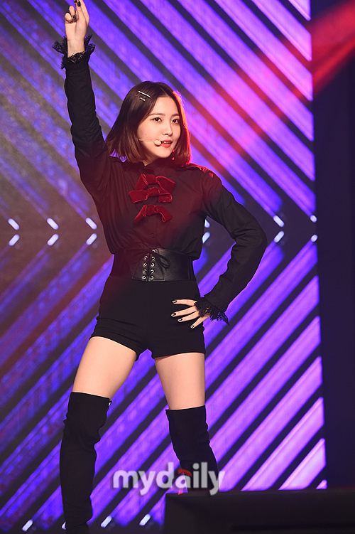 YERI| Peek-A-Boo 时期舞台图 part 4♠️yeri金艺琳pe
