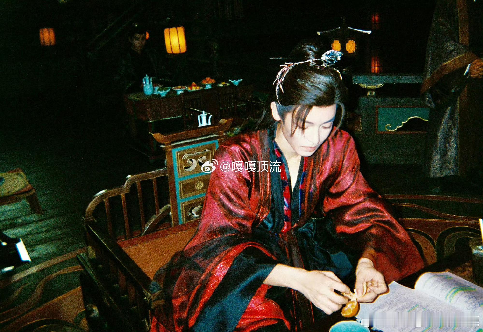 侯明昊四部作品入围微博视界大会 从古装翩翩公子到现代魅力型男，侯明昊用多样角色书