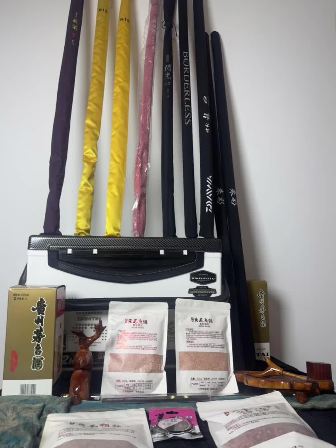 来个全家福，兄弟们最近休息几日，在直播。