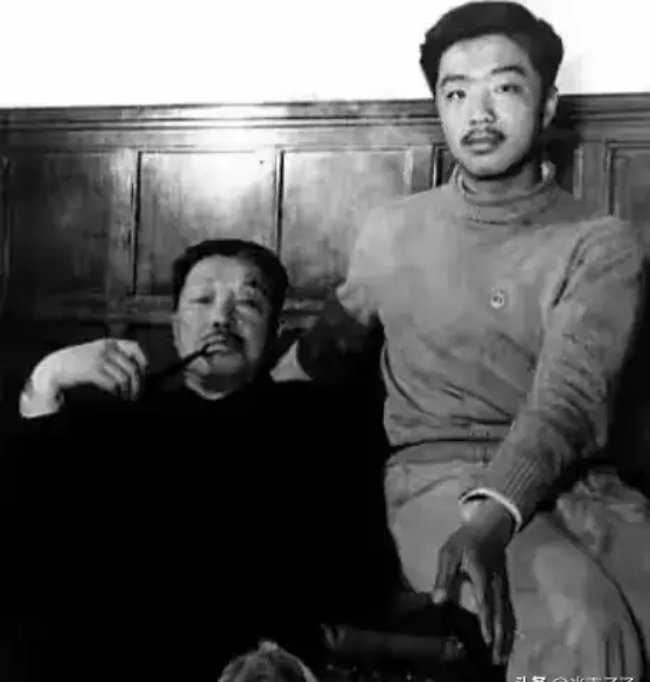 1963年，贺龙儿子高考落榜，他找到清华校长，不是求情，是堵路！ 