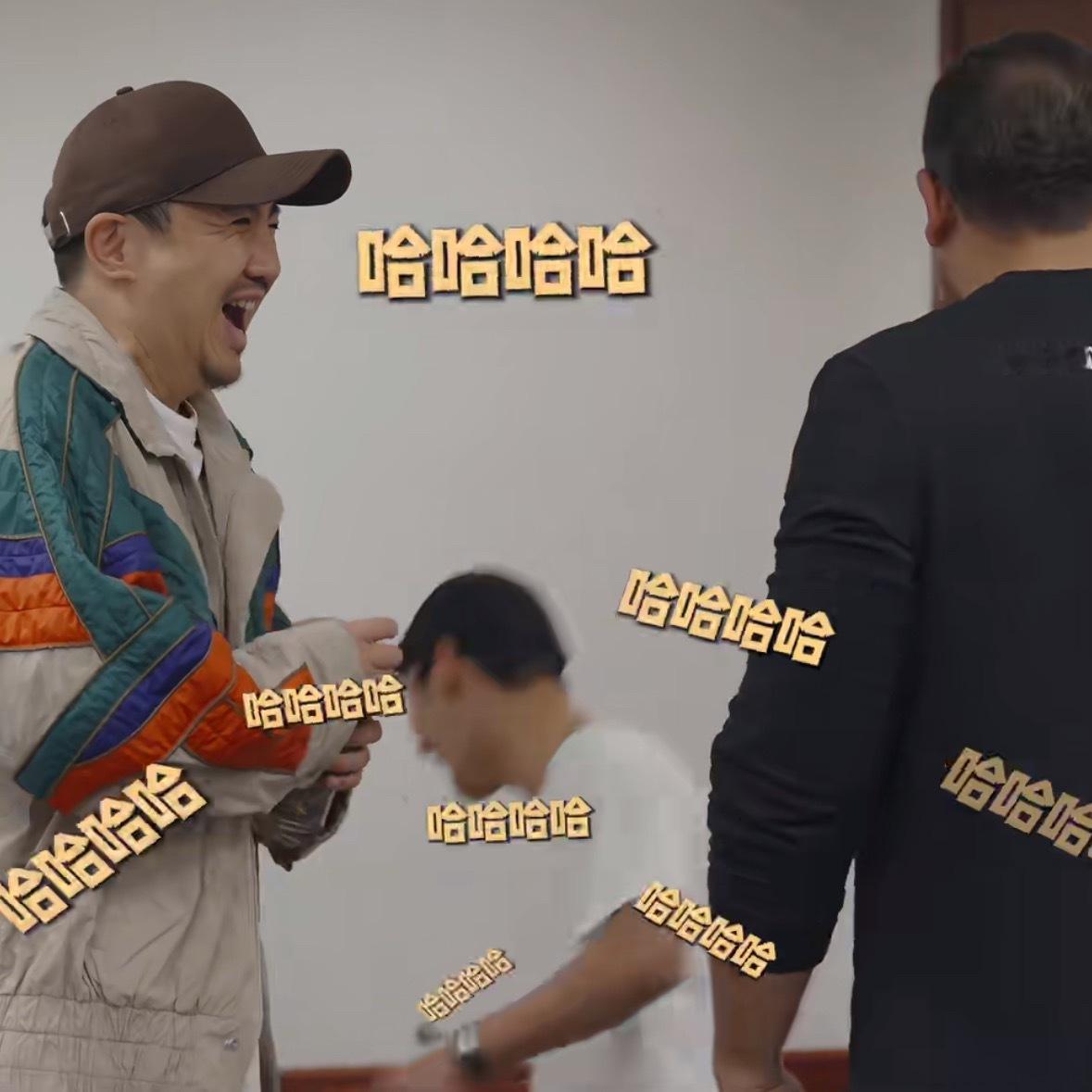 龙餐馆东北话的杀伤力不分国籍 沈腾东北话的杀伤力沈腾片场名场面，东北方言杀伤力破