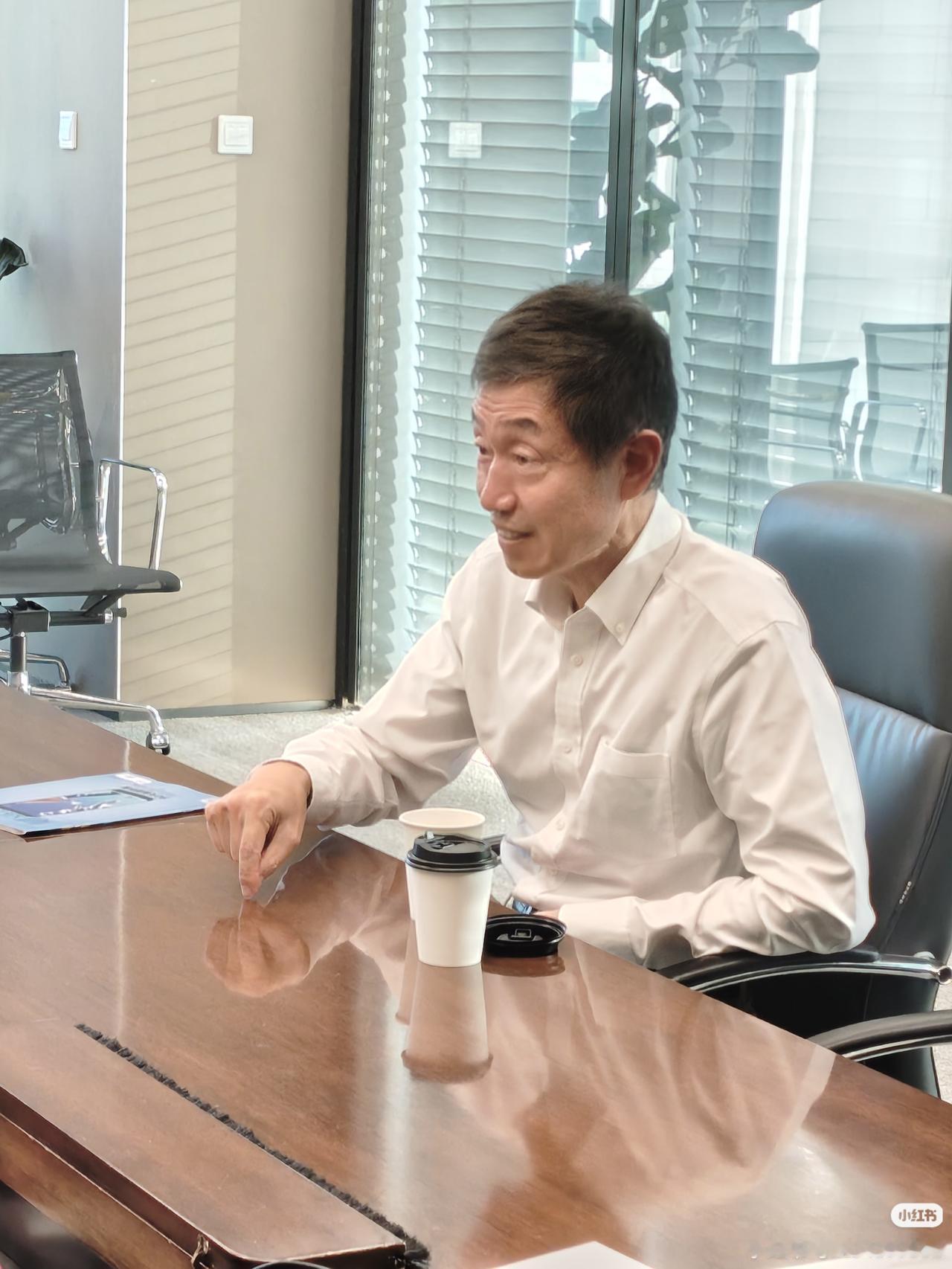 半月内9位金融高管落马多名金融高管接连落马，彰显国家整治金融腐败的坚定决心。这反