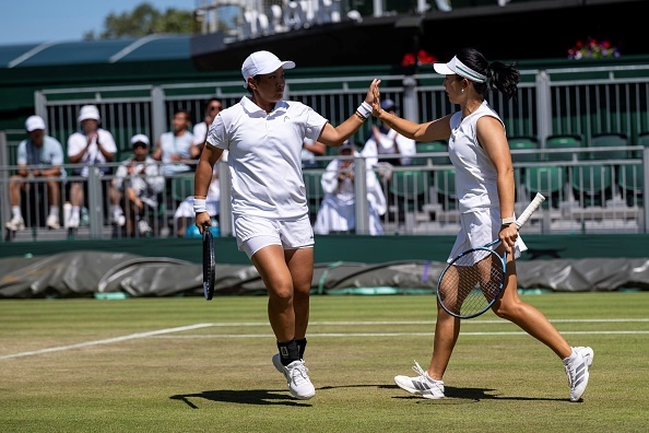 中国组合晋级温网四强💪温网2026 女双1/4决赛，蒋欣玗/徐一璠以6-1 2