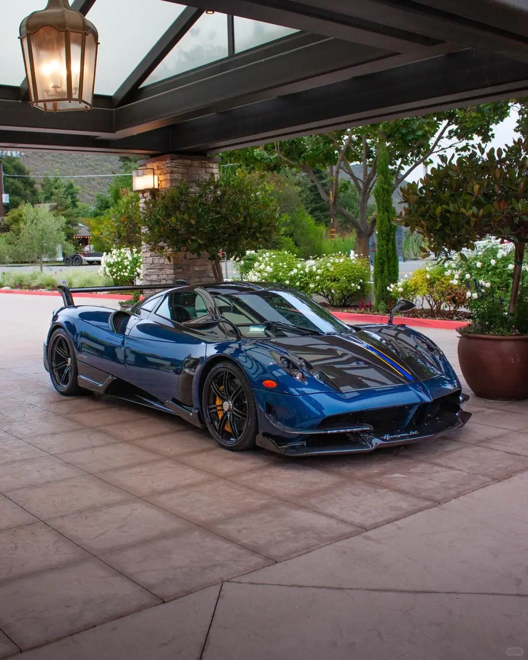 Pagani Huayra BC 蓝碳，配置拉满绝美车片 ​​​