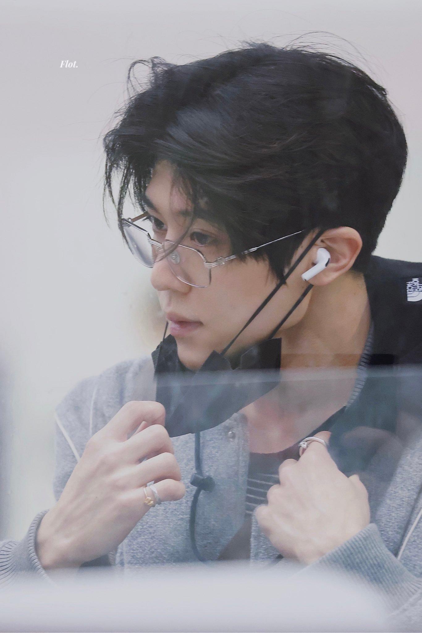 看到这张脸我已经原谅全世界了 