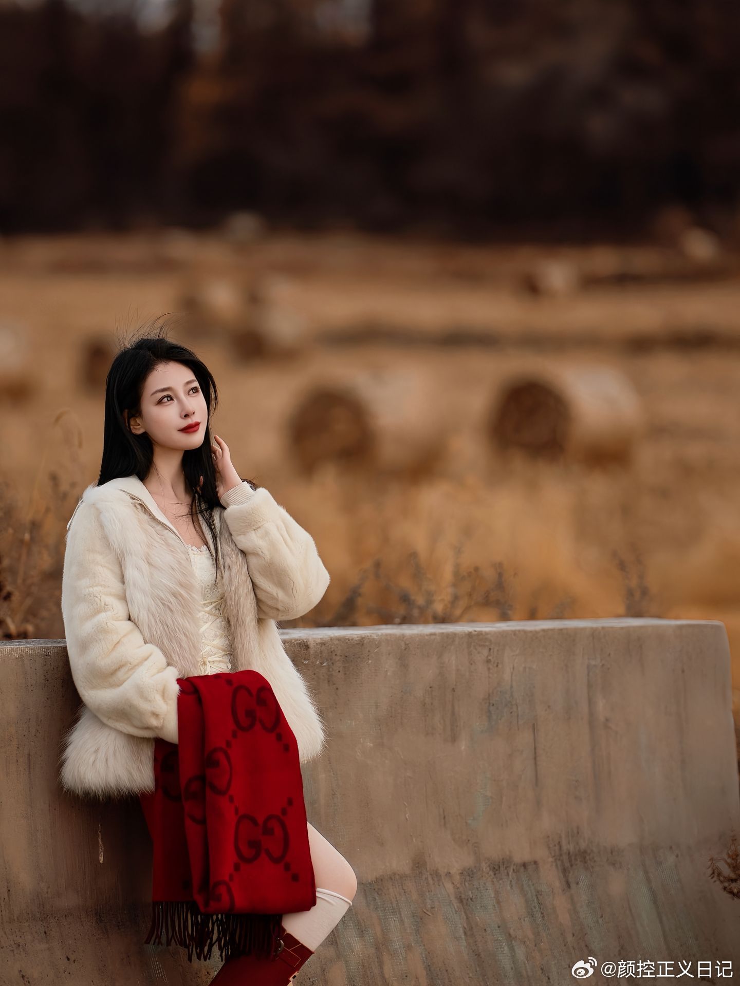 美女穿搭写真[超话]美女精彩人像[超话] ​​​