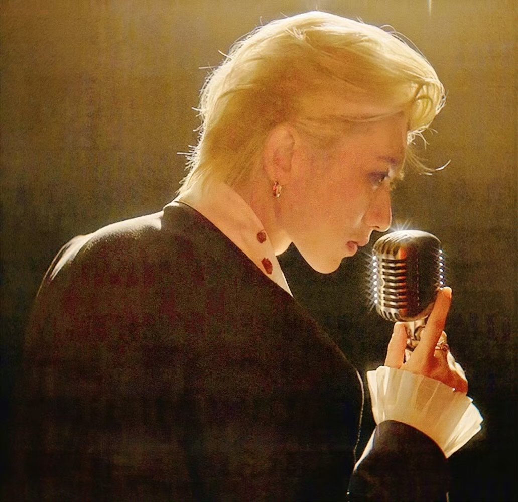 #蔡徐坤[超话]#💗#蔡徐坤新歌remedy# 这也太帅了叭我说[打call]