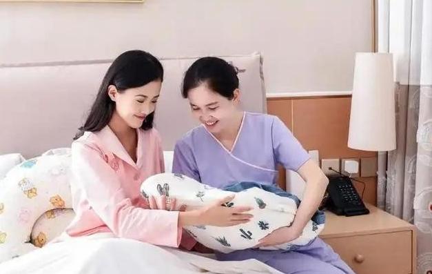 动真格了！人口已告别世界第一？三孩催生无果后，国家向住房“出手”了。年轻人常念叨