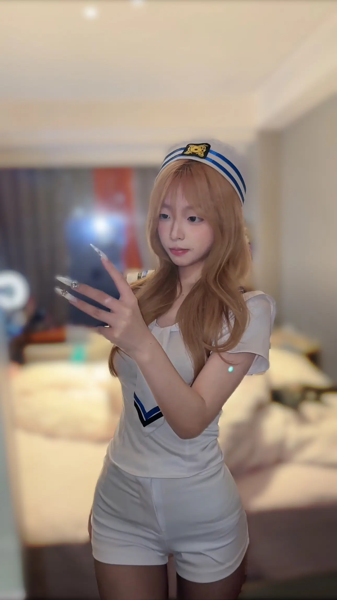 本小姐才是你废墟中唯一的信仰