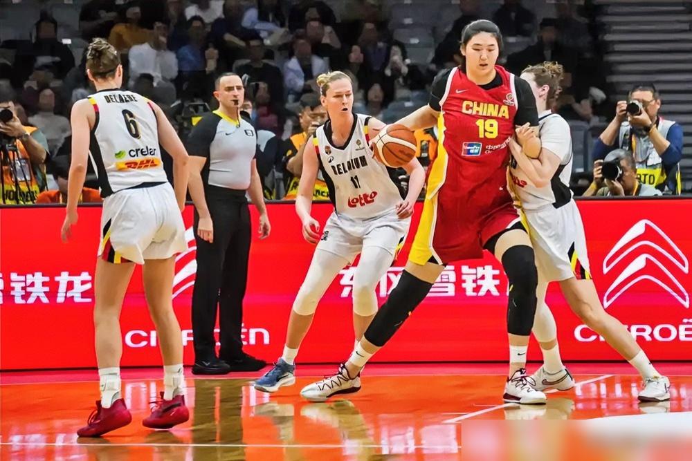 你敢信？中国女篮输比利时15分无缘奥运八强！主力全哑火，张子宇砍20分白搭！
全