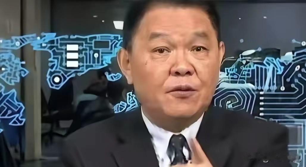 这两天台湾那边一个叫黄征辉的退役舰长上了电视，一上来就火力全开，直接把两岸议题讲