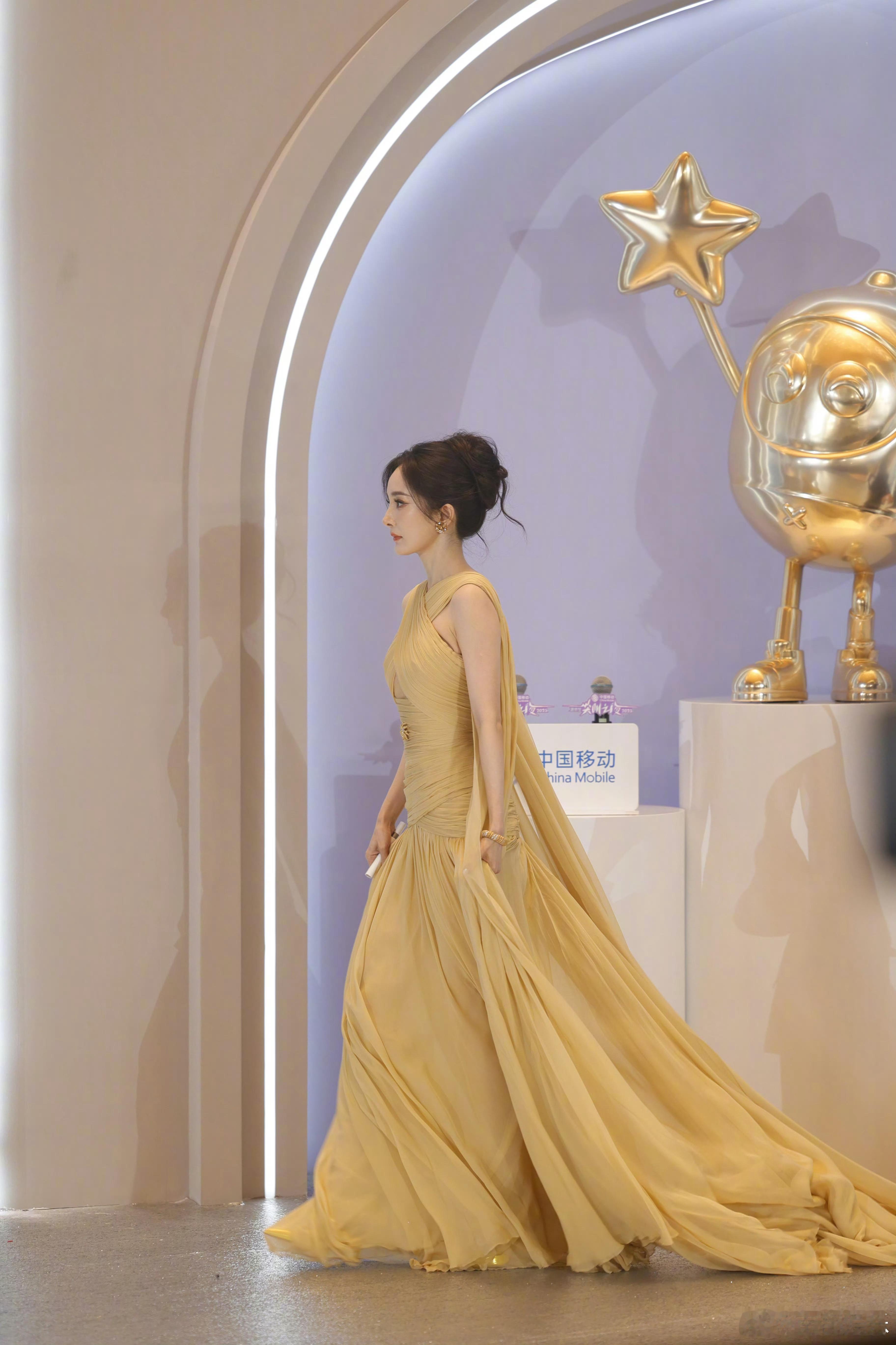 尖叫年度演员&祖海女王美图我收藏，记录251206这一夜的幸福时光于正说杨幂值得