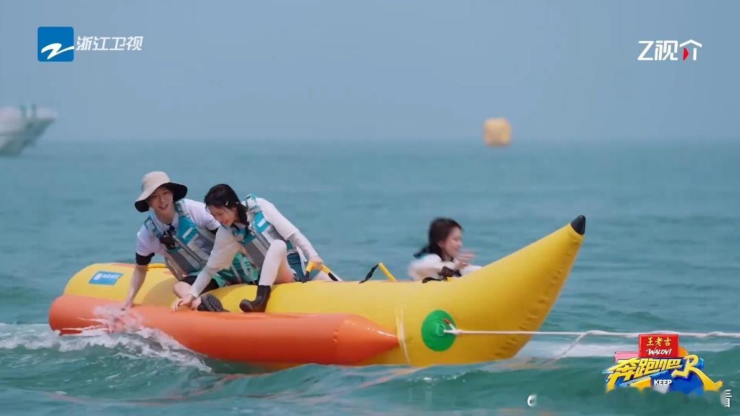 白鹿整两口白鹿说整两口就整两口 白鹿：我要整两口。船：收到。于是翻船让她如愿以偿