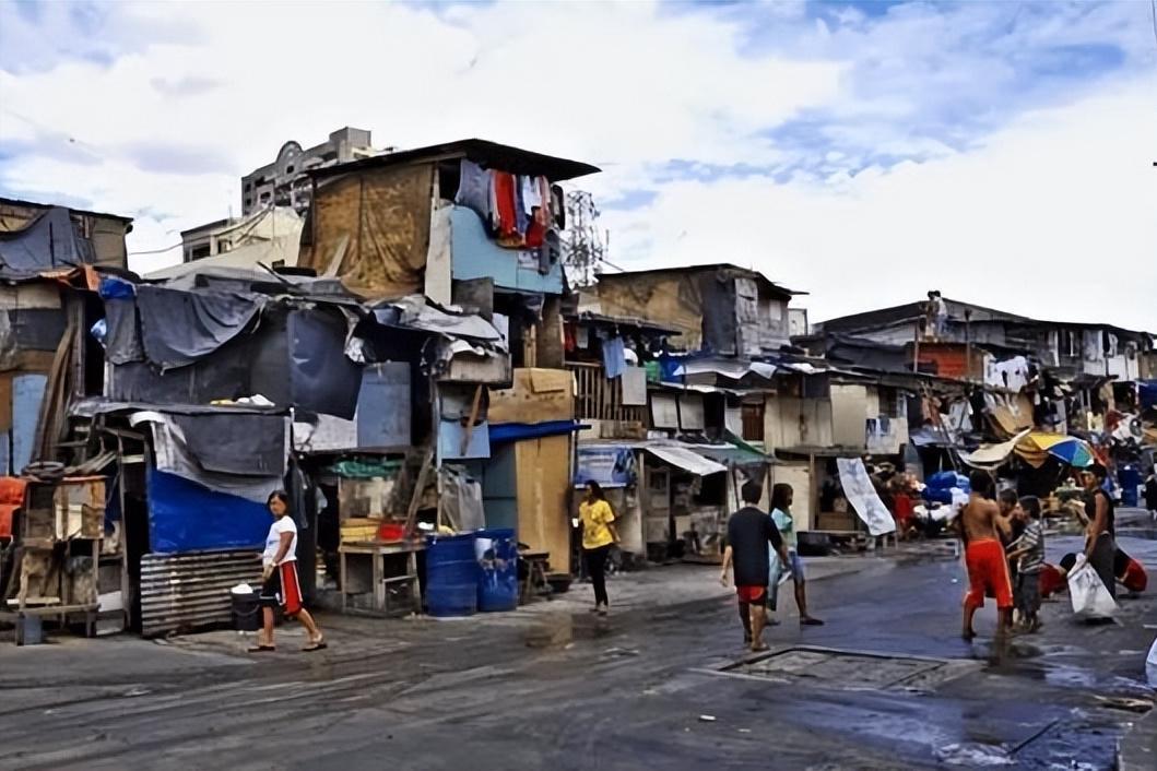 菲律宾彻底破防，近日已经陷入能源荒的绝境！更令人震惊的是，它成了全世界第一个因为