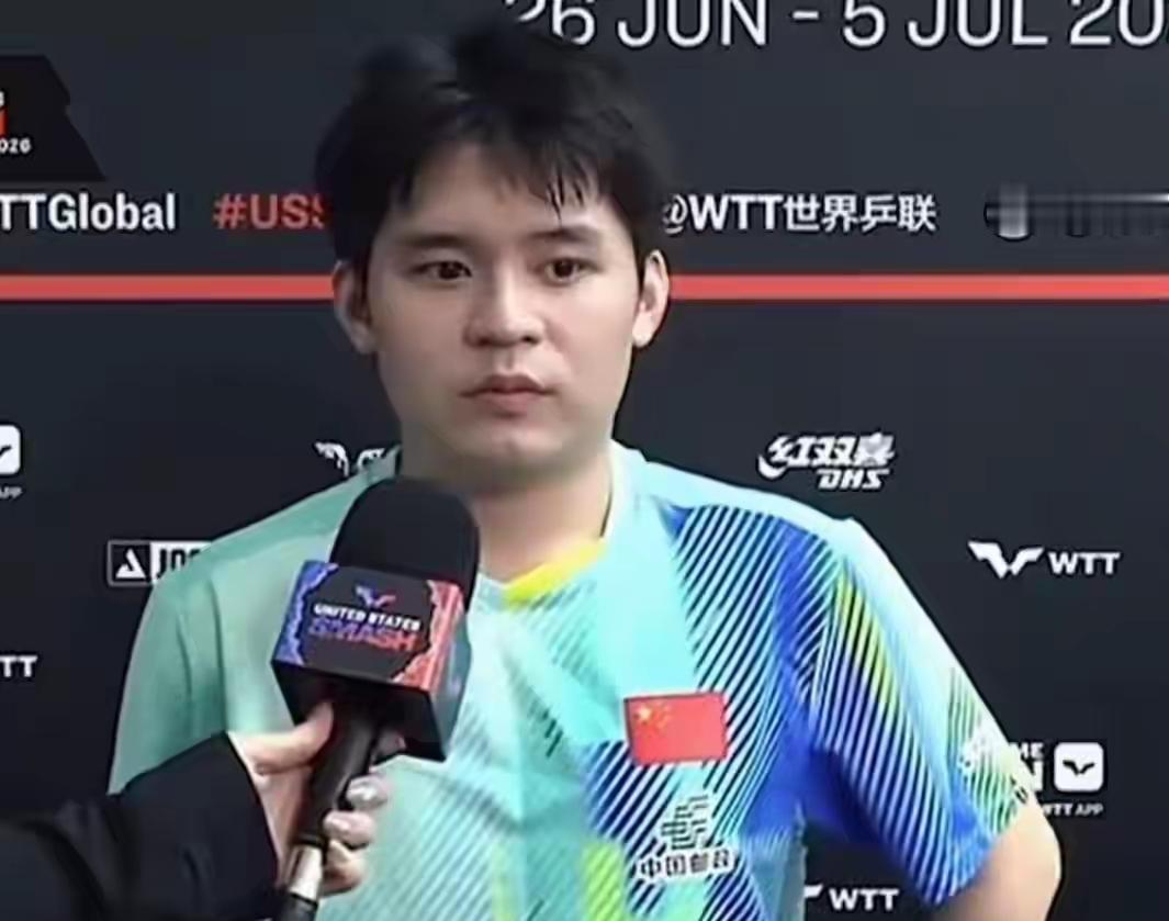 前两站比赛，林诗栋打得磕磕绊绊，球迷都跟着揪心。
结果美国大满贯首秀，3-0横扫