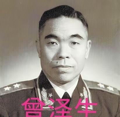 1948年，曾泽生在长春起义后，蒋介石气坏了，当即给北平宪兵团下了密令：“立即逮