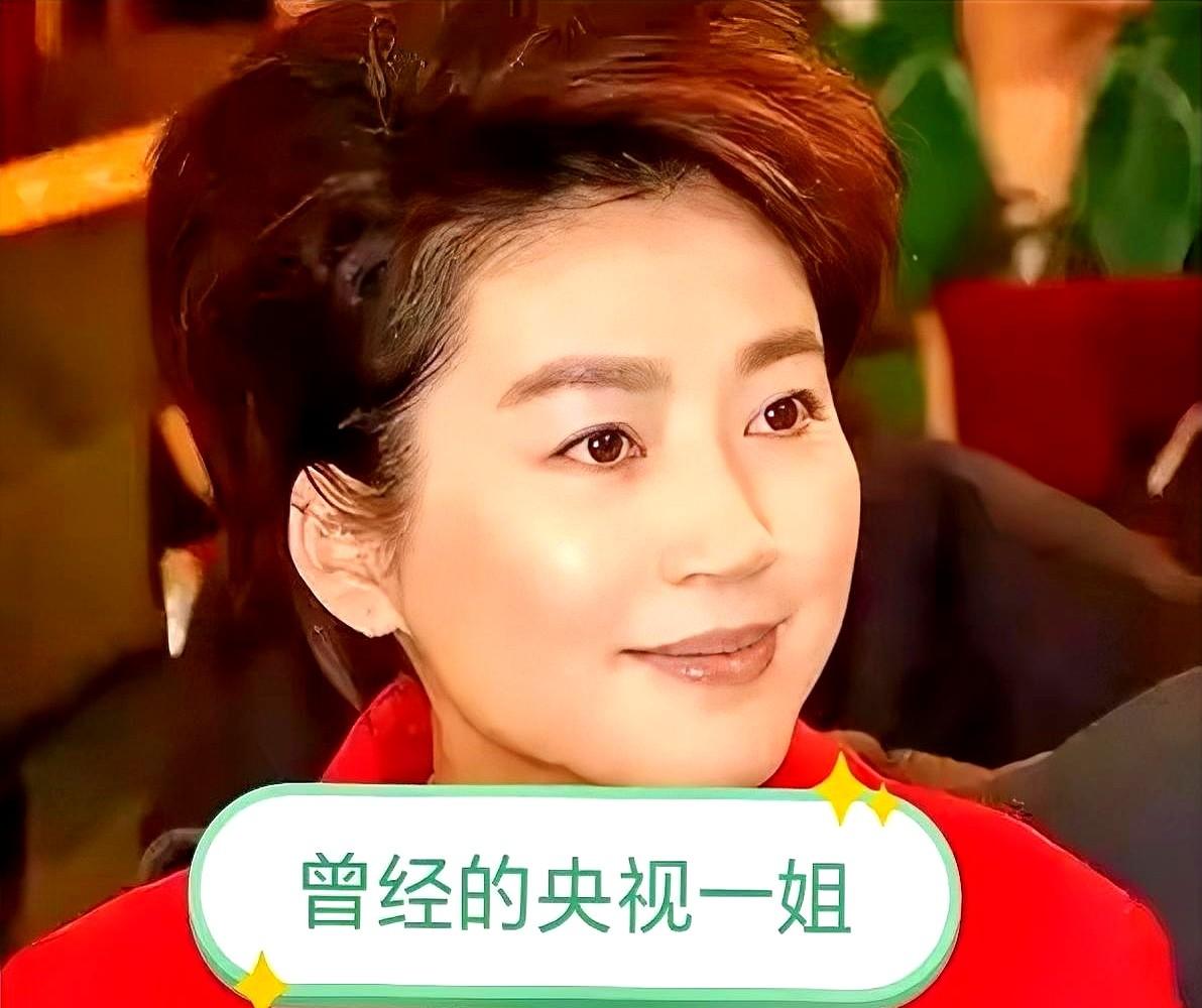 57岁，病到拿不稳筷子，还能被丈夫宠成小姑娘。
不是鸡汤，是王小丫的真人真事。