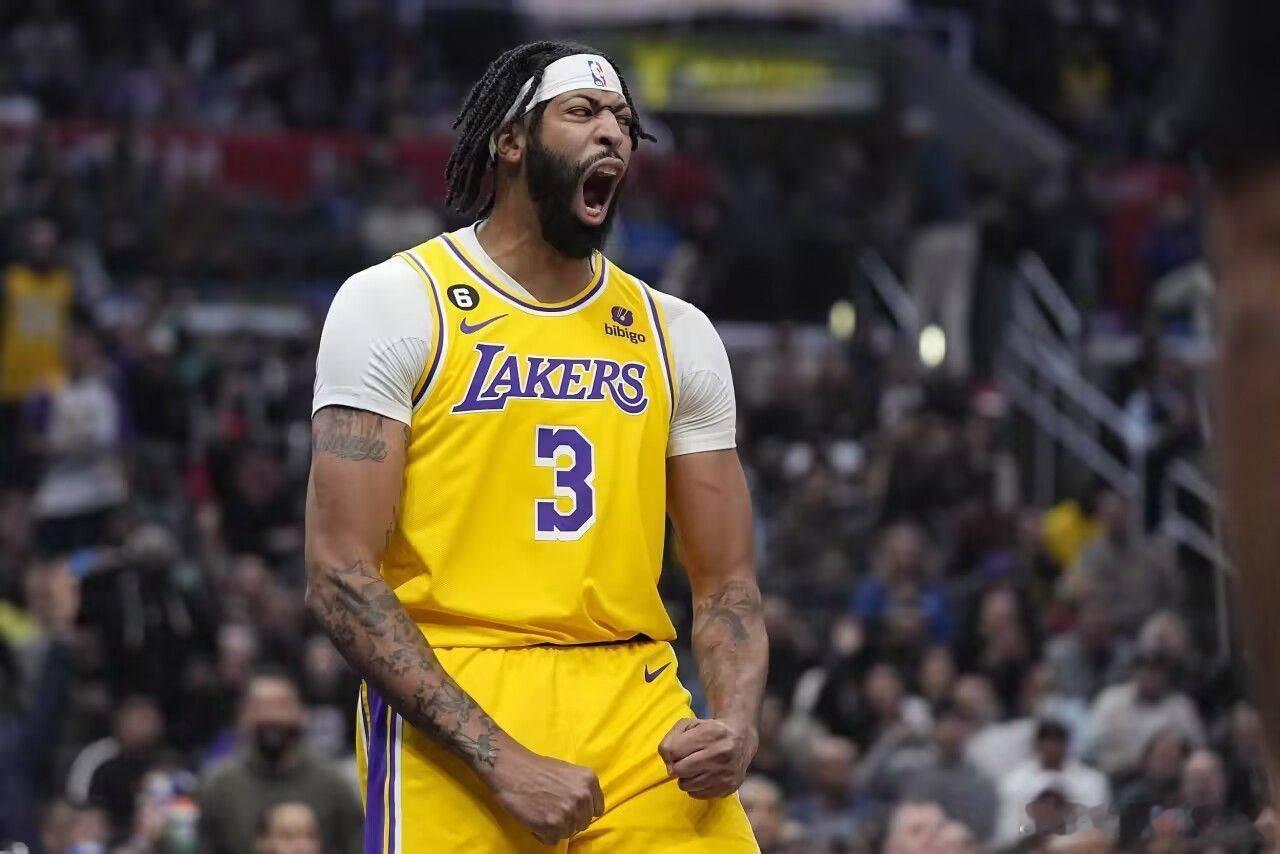 北京时间3月1日，NBA常规赛继续进行，湖人主场迎战奇才，最终历经加时赛湖人13