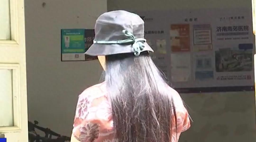 “太离谱了！”山东济南，女子烦恼自家地下室的电表用电量一直都很高，经过几次检查后