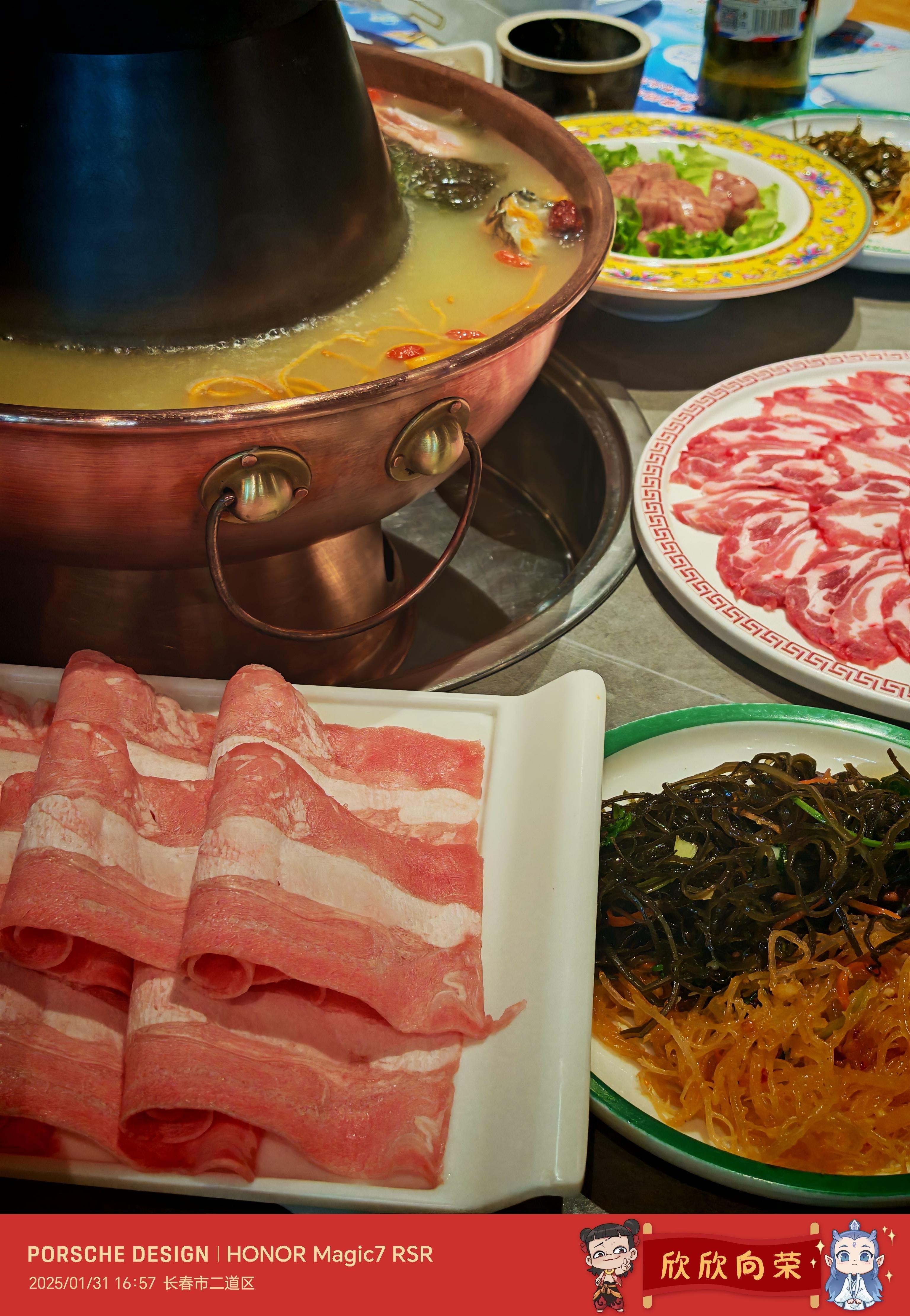 东北的铜锅涮肉，还是熟悉的味道 
