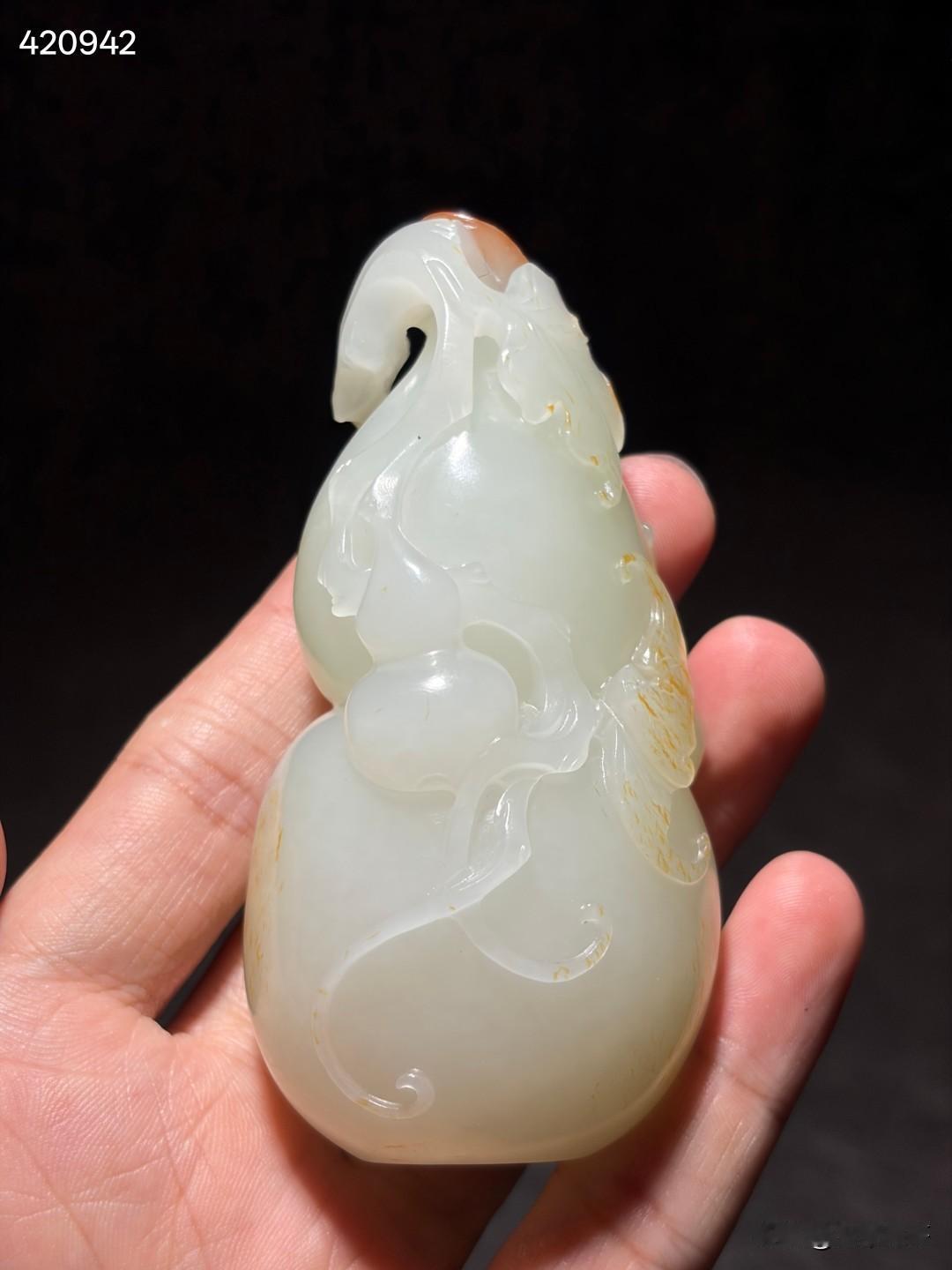 清和田玉福禄 葫芦
尺寸9.2×4.6×3.6厘米，重量214克