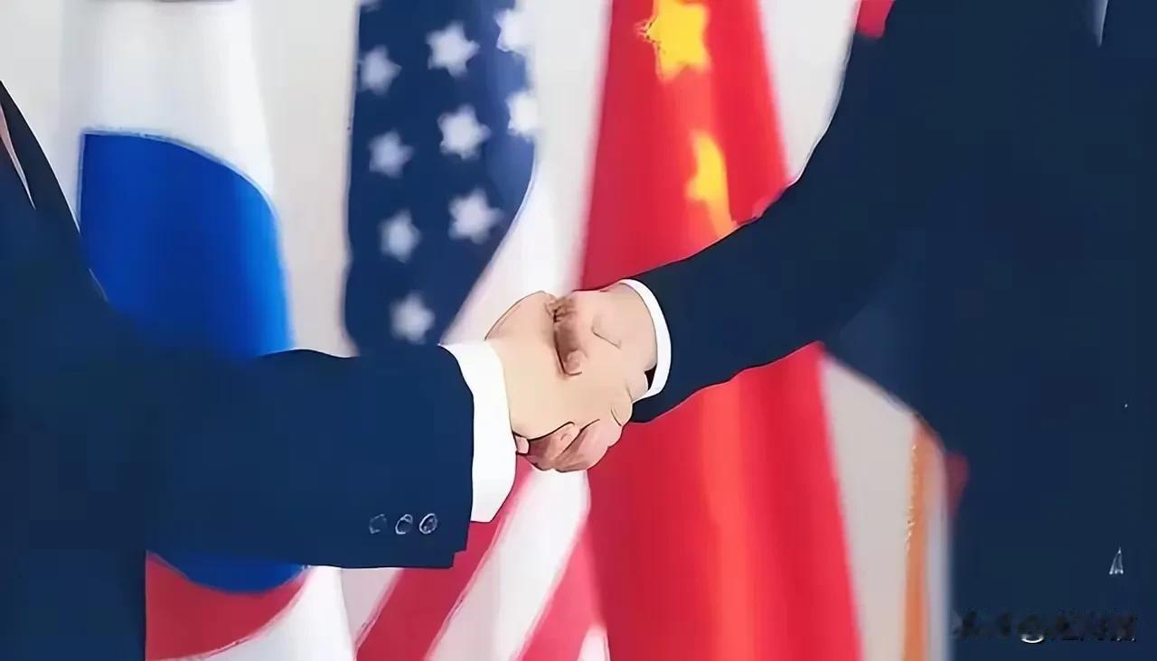 有网友说中美会有一场决战，这应该是特朗普当选之后，全世界很多国家都在期待着的一件