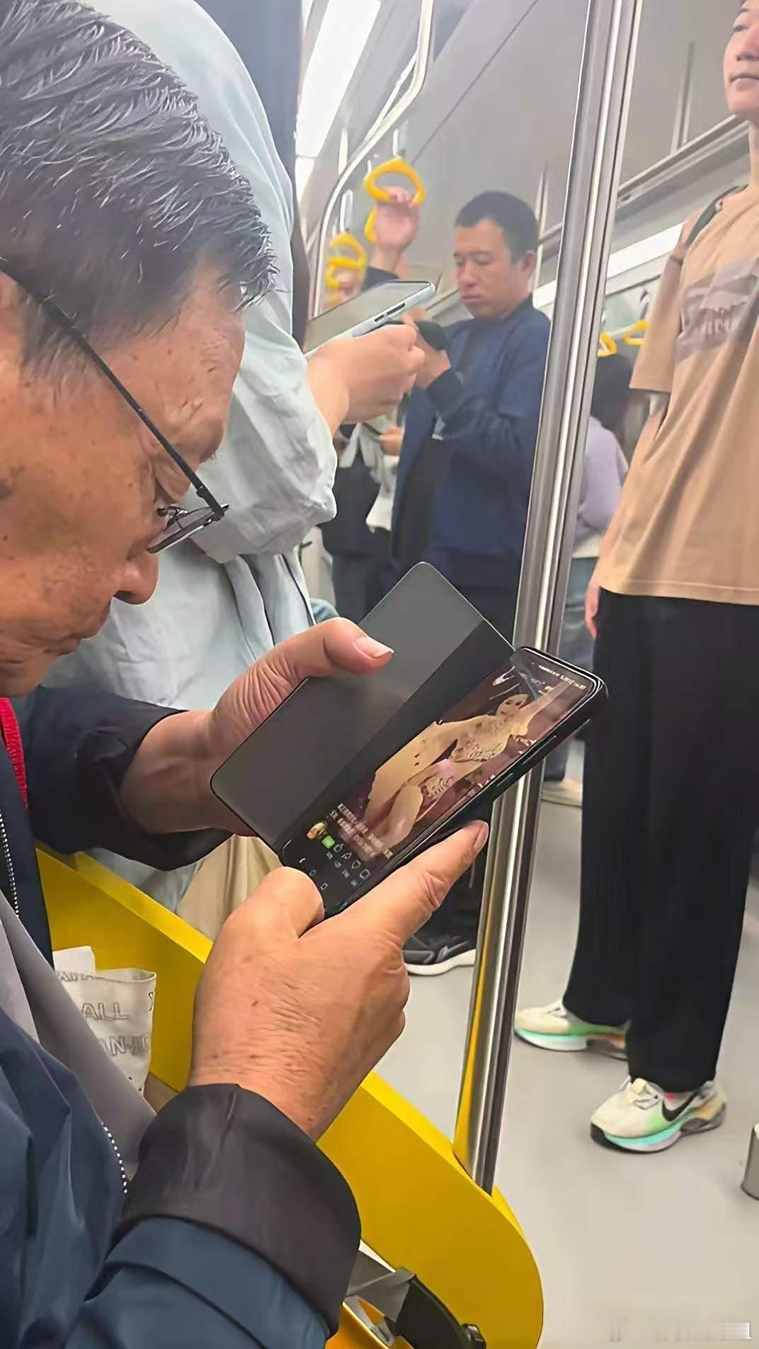 男人至死是少年…… ​​​