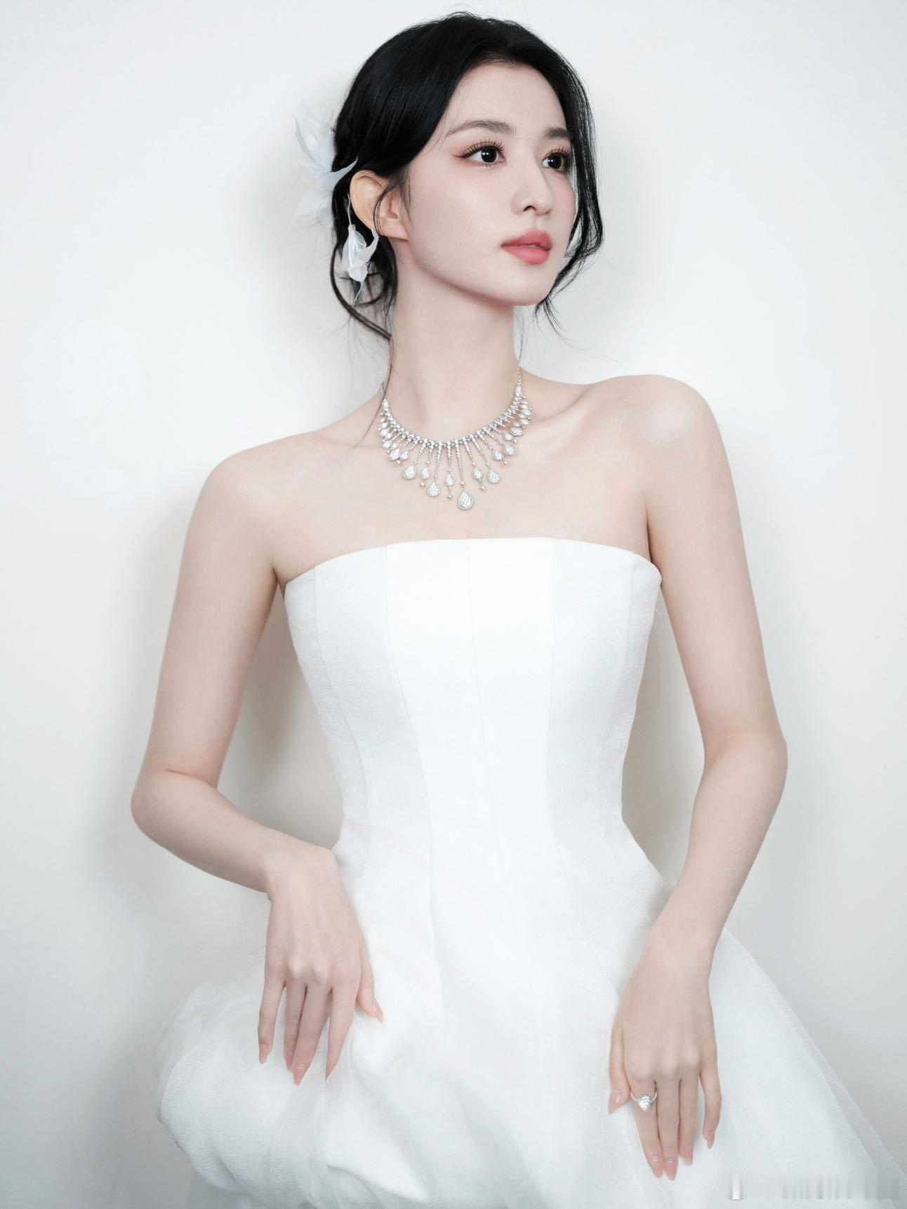 】来啦[打call]被问到最近在追的综艺是什么[老师爱你]楚然说是《再见爱人》[