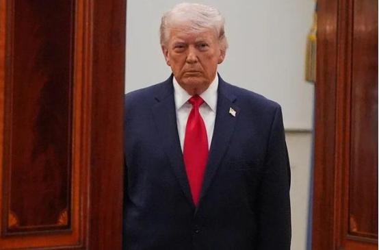 不管特朗普去世的消息是真是假，但是可以断定，特朗普的健康状况已经出现了很大的问题