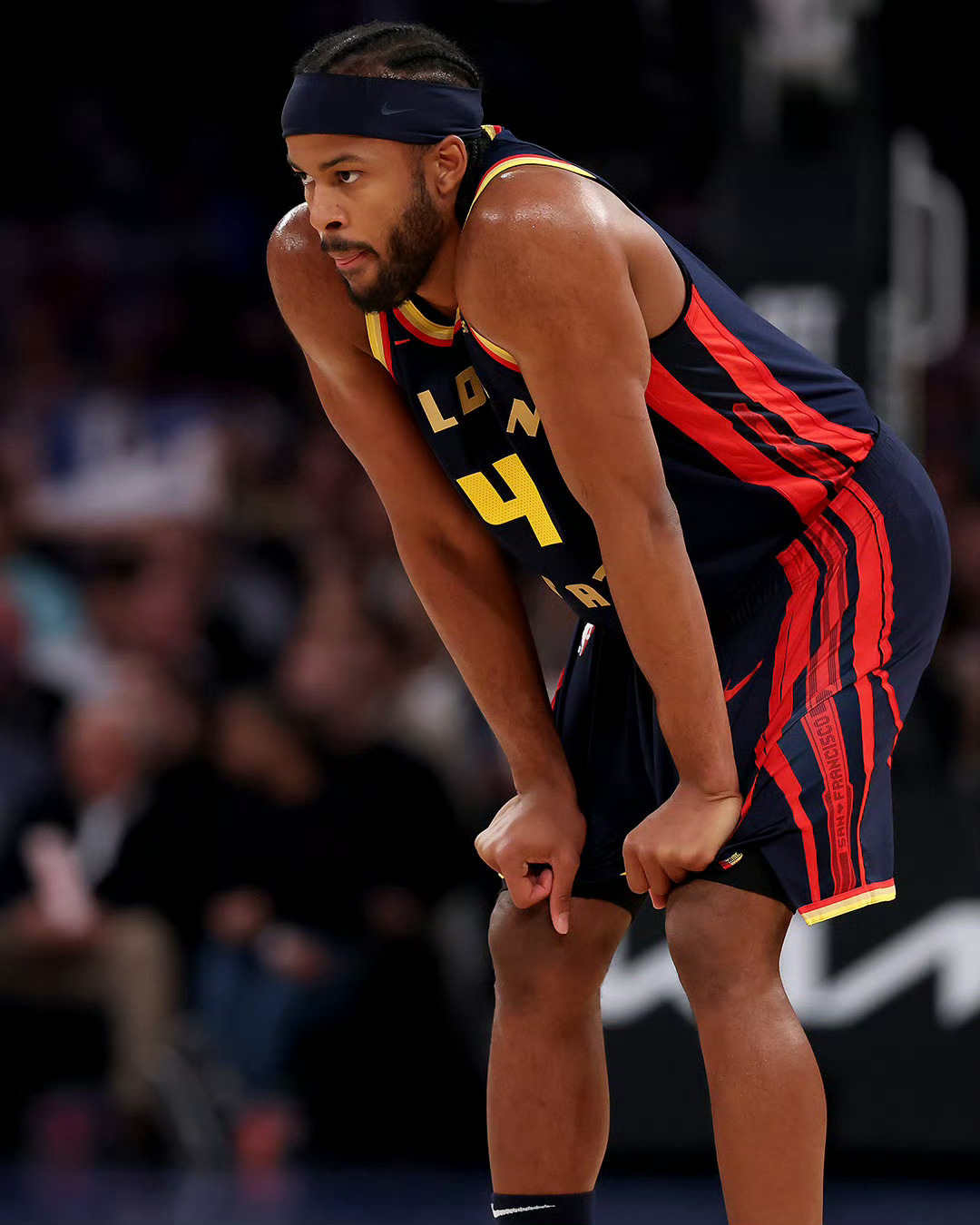 科尔赛前接受采访表示摩西-穆迪本场比赛可以出战，有20分钟的出场时间限制。他在季