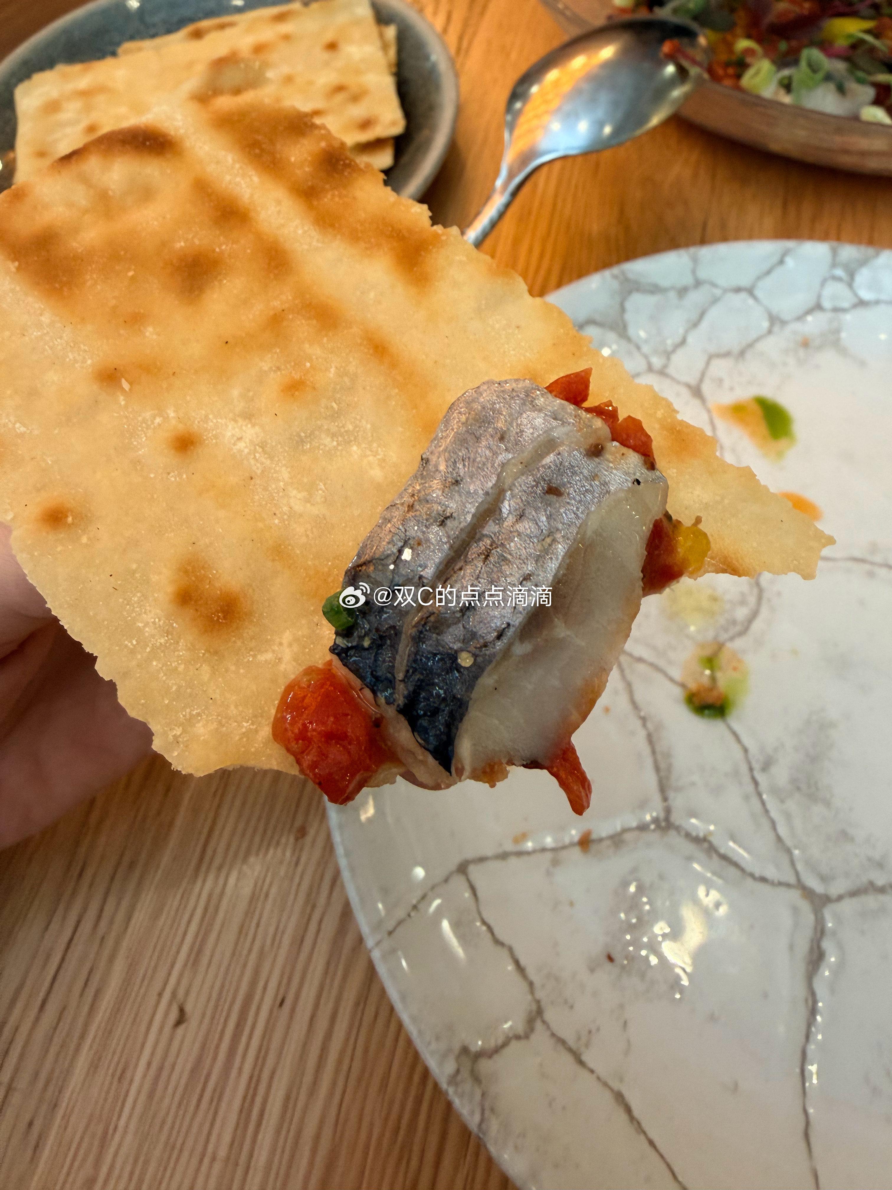 不能轻易吃那些摘星的馆子一上菜就一个半小时吃的我俩困的半死这家隐藏在小巷里的餐厅