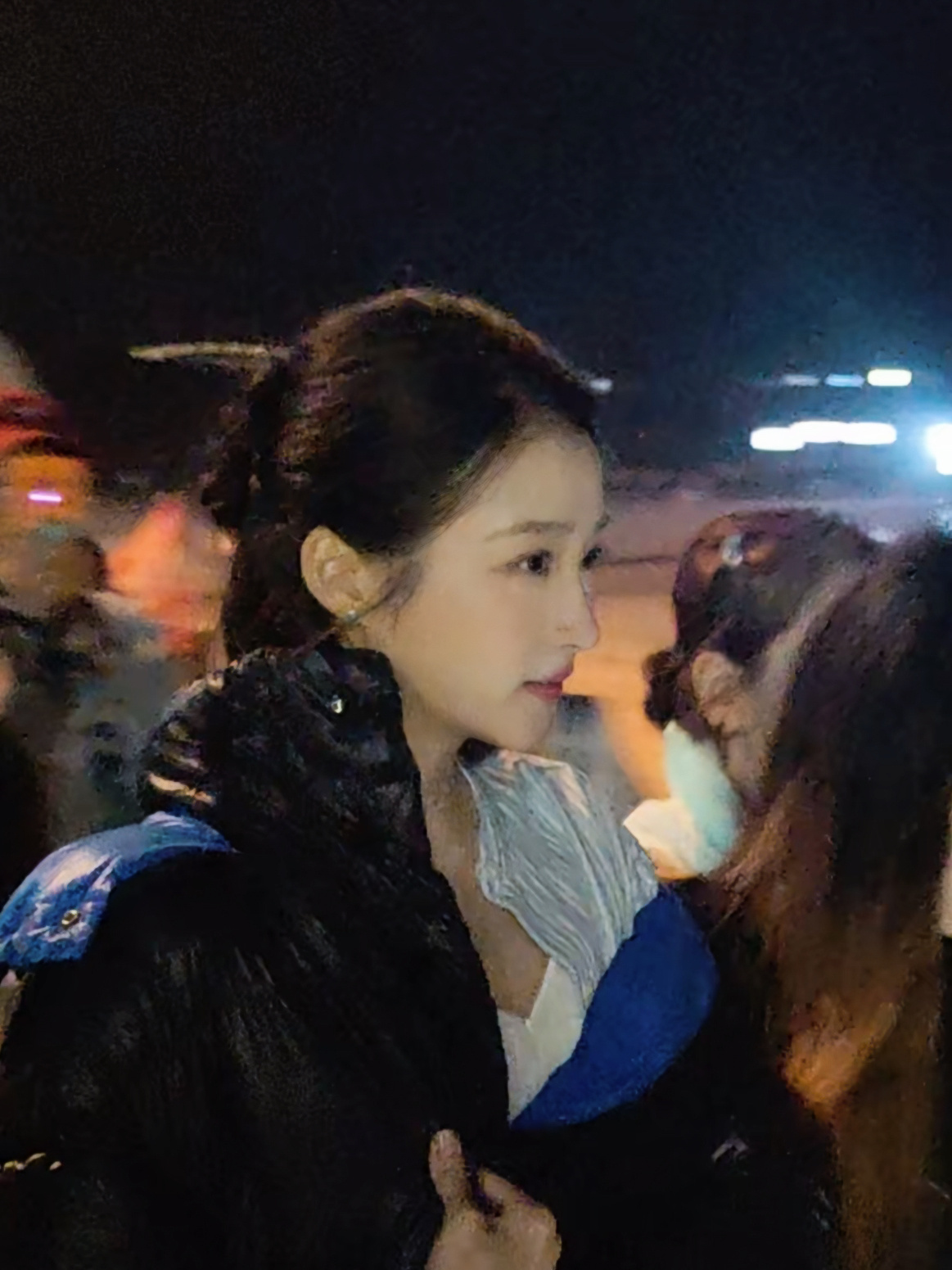 关晓彤林一鼻尖碰喉结这一下现在是咋拍都出神图，怎么会美的这么轻易