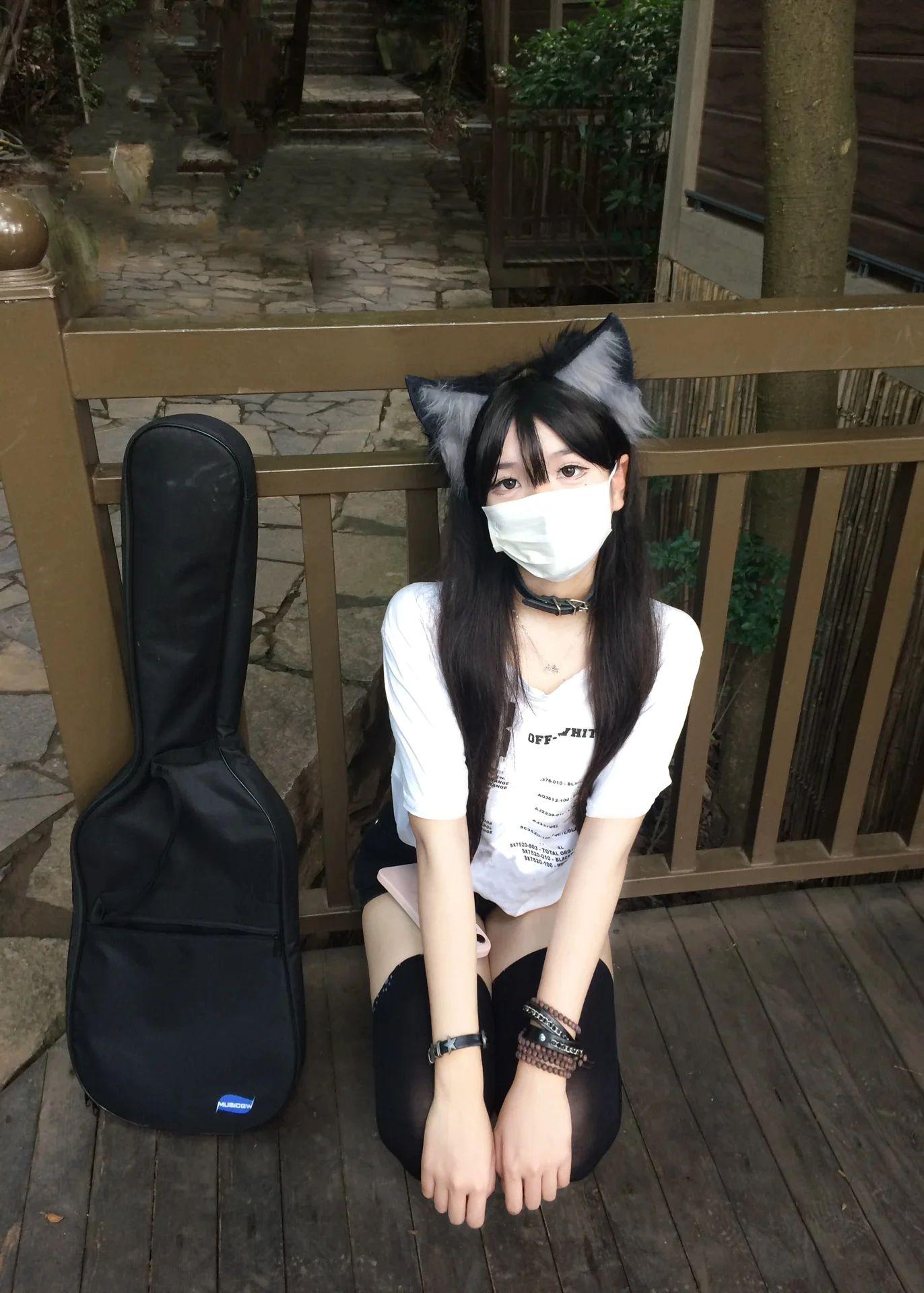 跟我慢慢走吧。 