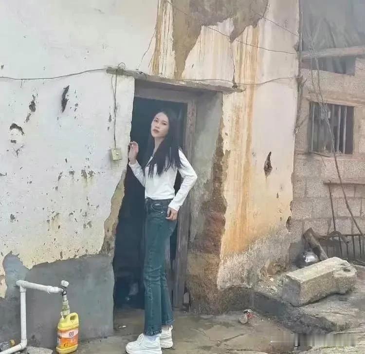 这条件相亲应该没有什么优势吧