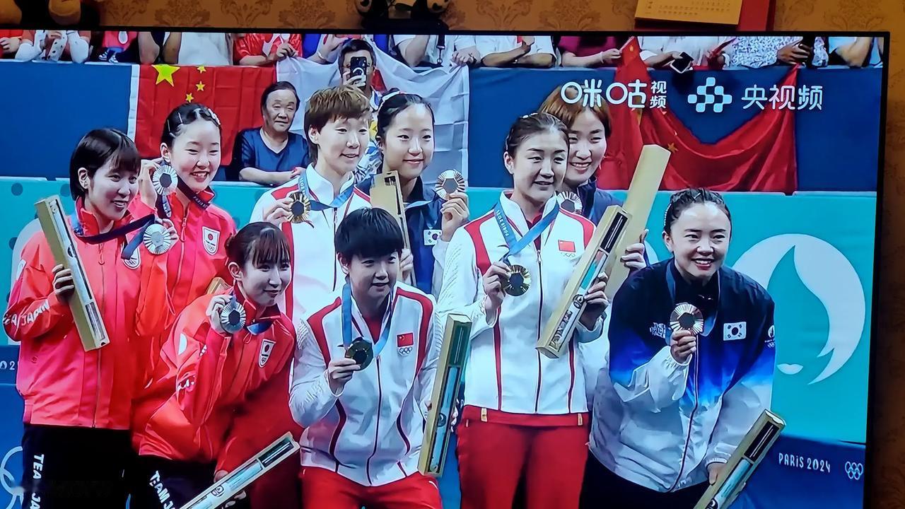 美国人果然是本届奥运会最大的赢家！但美国并不是在奥运会上赢了我们而是被我们自己的