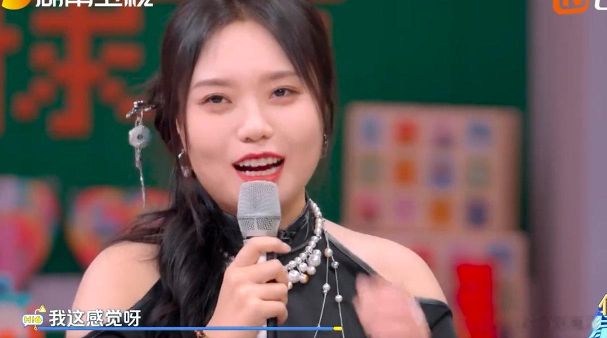 李雪琴这人是非选不可嘛李雪琴：纠结归纠结，最后还是得选没摔的小丁，主打一个务实你