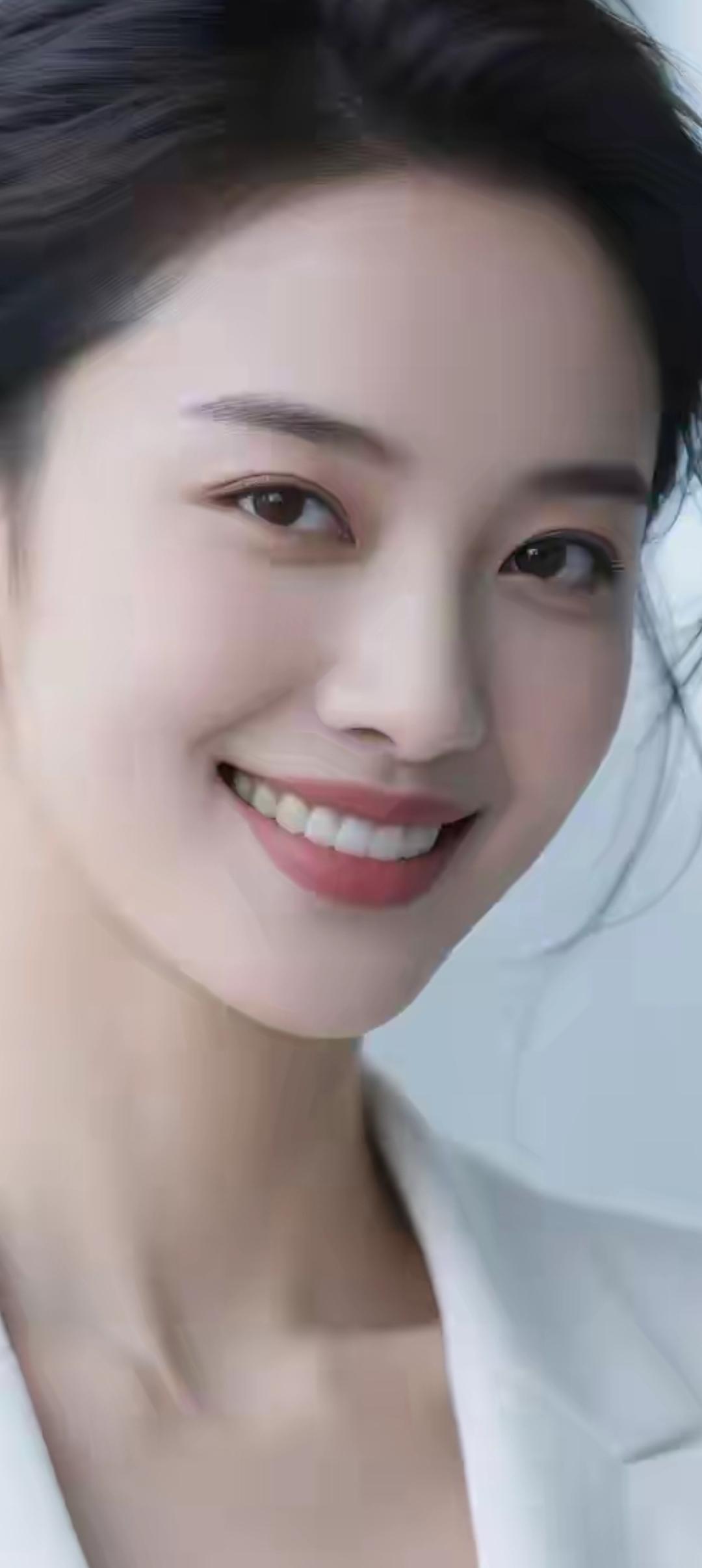 微笑的魅力，自信的源泉😊✨