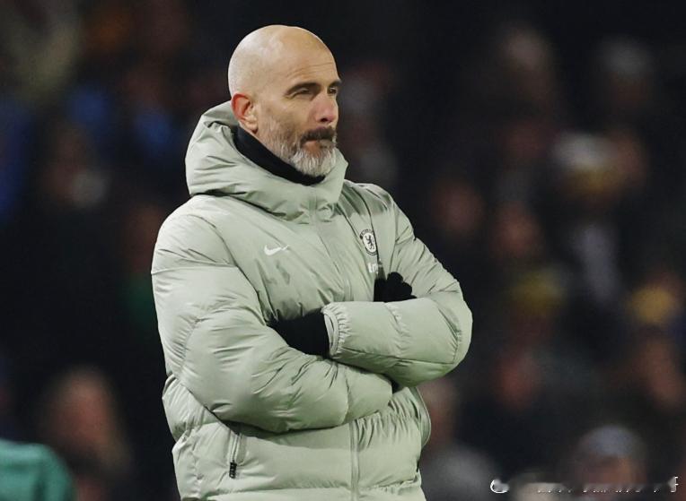 恩佐因公开发表争议言论被切尔西处罚队内停赛2场，据一位消息人士告诉《邮报》，在事