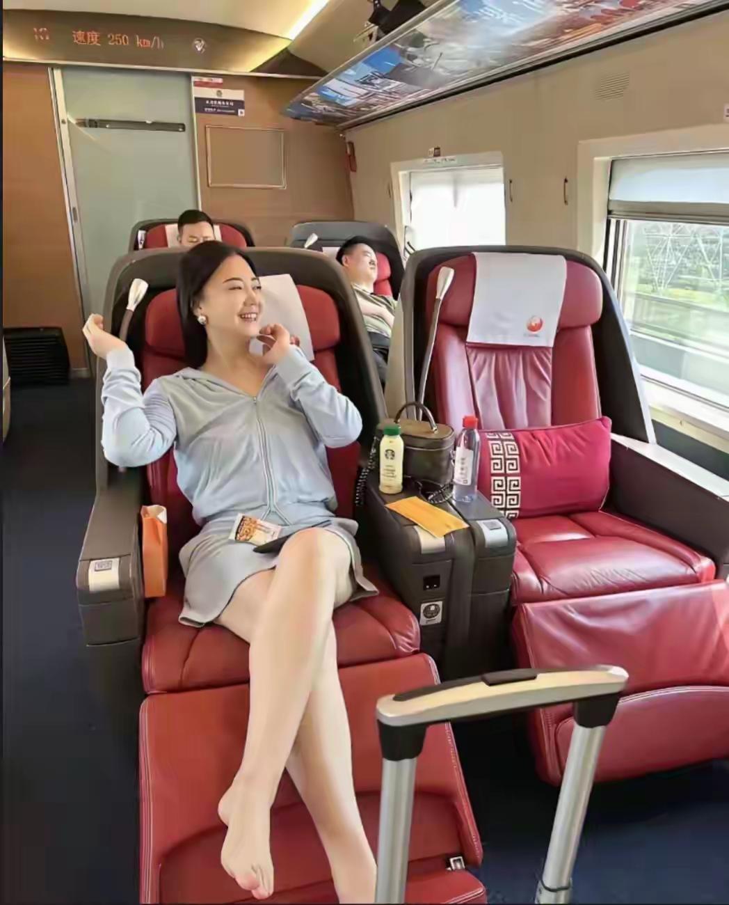 能坐这个位置的都是有钱人吧？
