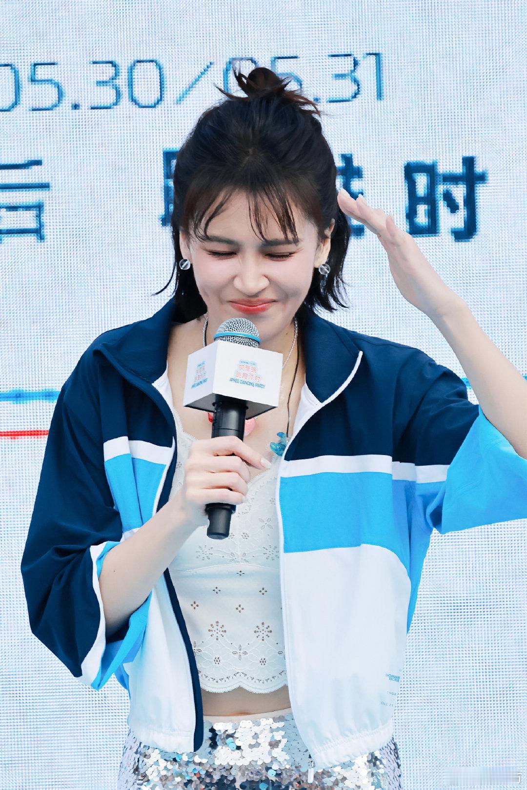 曾沛慈曾沛慈浪姐公演百分百胜率曾沛慈公演百分百胜率 这个曾沛慈太争气了，公演百分