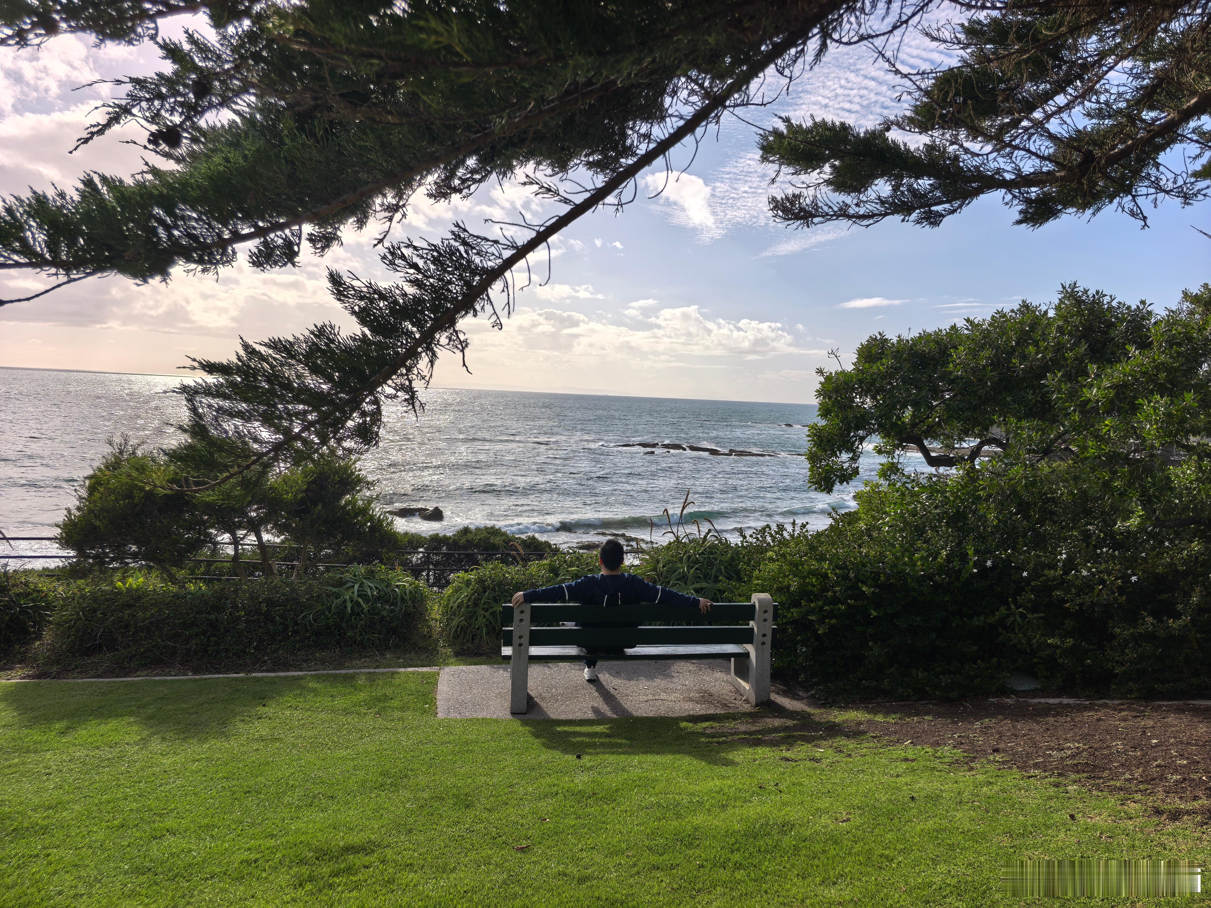 哪个直男，不爱空投呢！ 我向大哥承诺，后期给他在篮筐里p个篮球。准备回家，开工大