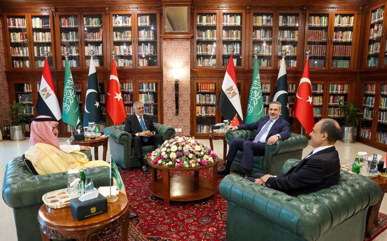 3月29日，巴基斯坦外长达尔在伊斯兰堡宣布，美国和伊朗已经同意由巴基斯坦在未来几