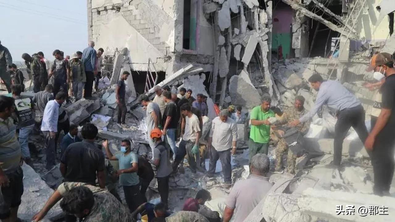 美以打伊朗，美国说“战争基本结束”，伊朗结束战争的最低条件：
1.支付战争赔偿，