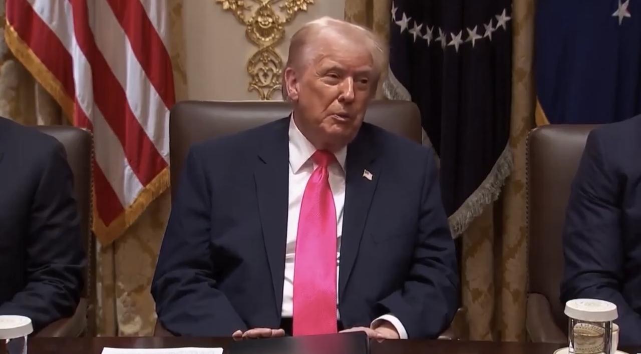 特朗普：“索马里人从明尼苏达州骗走了数十亿美元，却没有任何贡献。我不想让他们待在