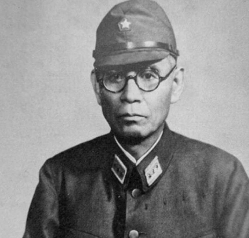 1949年，在蒋介石的授意下，日本甲级战犯冈村宁次被无罪释放，毛主席闻讯后大为震