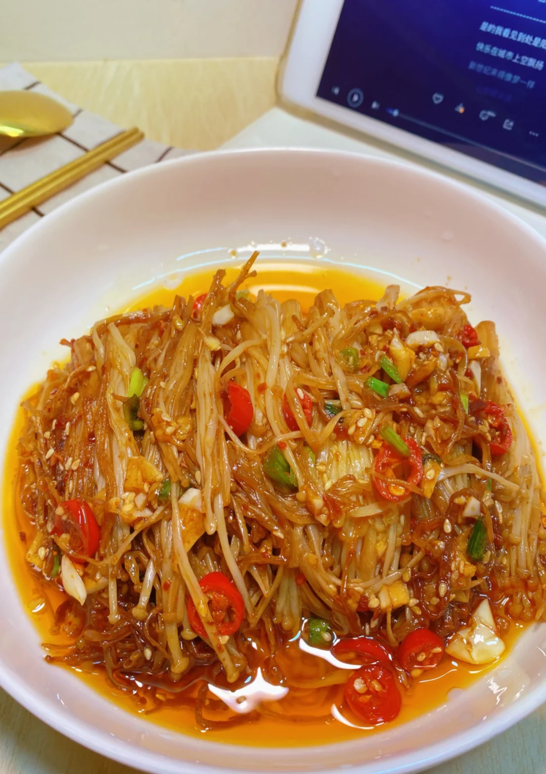 烤金针菇的这个做法一定要试，好吃哭了‼️