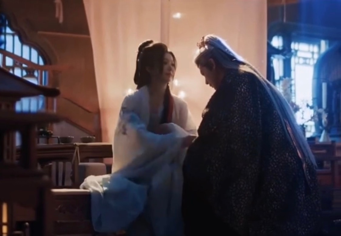 齐旻单膝下跪求婚一句“你怎么才能当孤的皇后”，一句“跪下，求我”，他没有半分犹豫