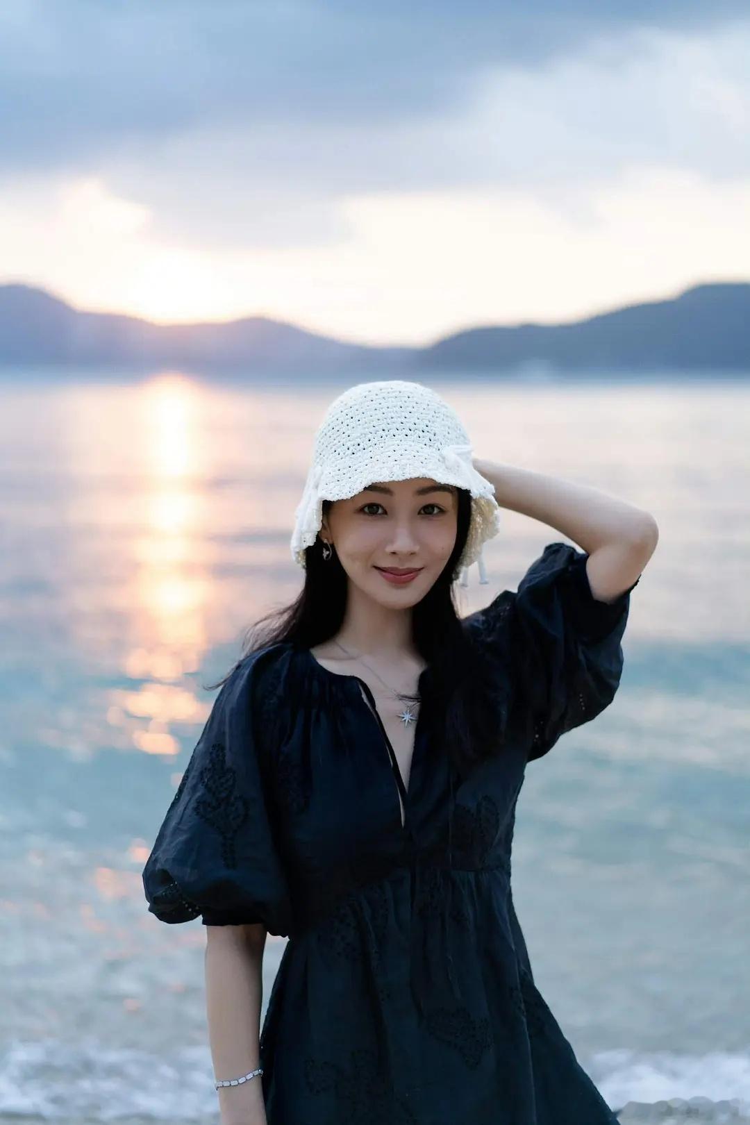 我们紫工作室随便一出手就是紫黑一辈子达不到的高度🤣我真心疼了这营业干嘛发出来 