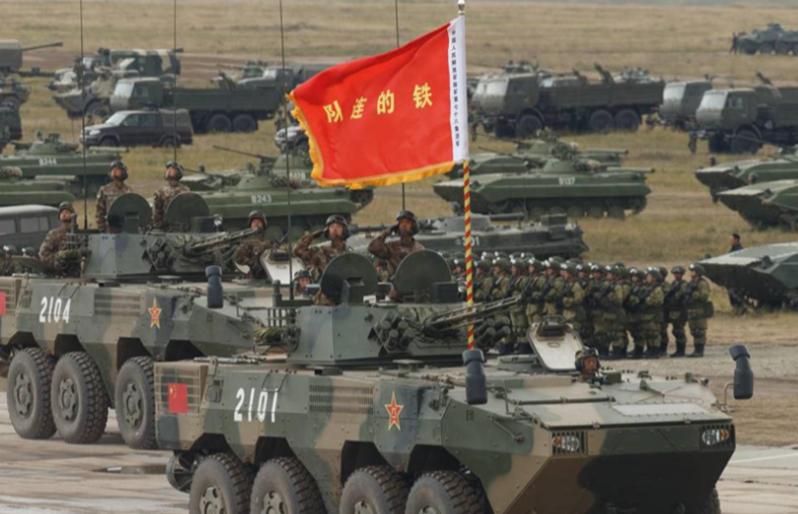 北约若真踏上俄罗斯土地，中国就必须派兵？这种幻想该破了。真正让对手摸不透、让局势