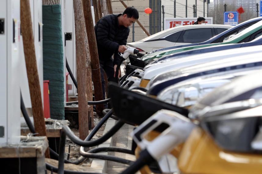 全球电动汽车销量2月再次下滑
咨询公司BMI公布的数据显示，随着世界各国政府纷纷